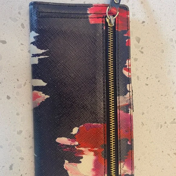 Kate Spade Wallet - Picture 3 of 6